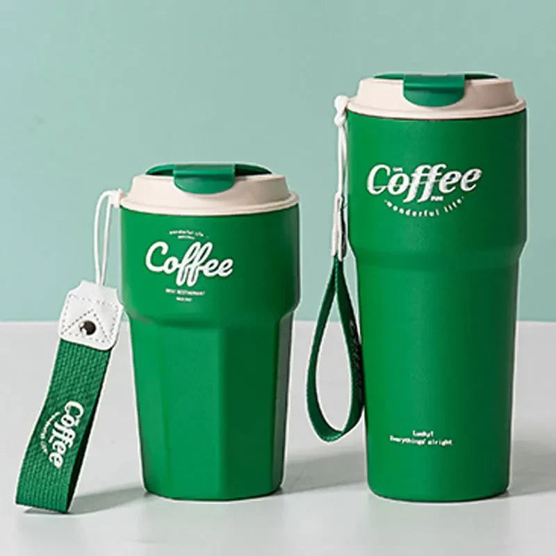 Kaffeebecher Auto